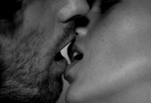 bacio.jpg